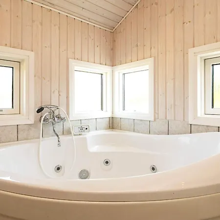 Nyaraló 6 Person In Vaeggerlose