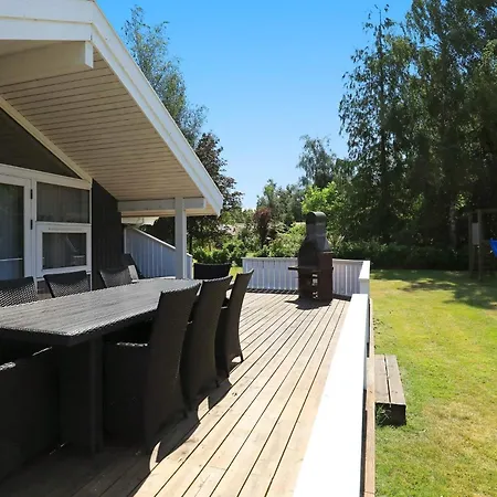Holiday home Holiday Solvgranvej