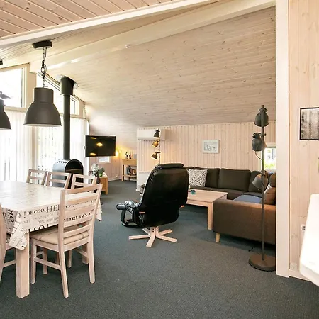 Holiday home Holiday Solvgranvej Boto By