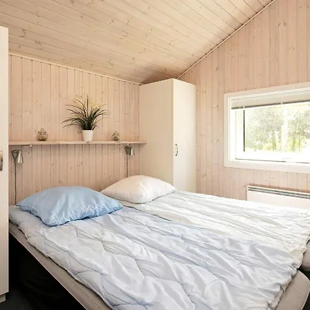 Vakantiehuis 6 Person In Vaeggerlose *