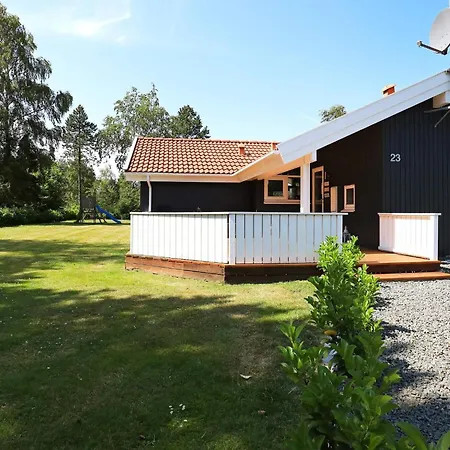 6 Person Holiday Home In Vaeggerlose Holiday home *